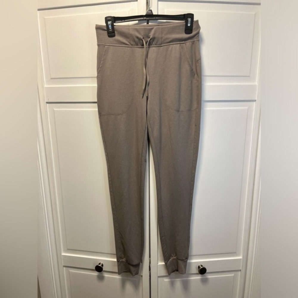 YOGALICIOUS Terry Basic Slim Fit Jogging Size Women’s Small Color Taupe